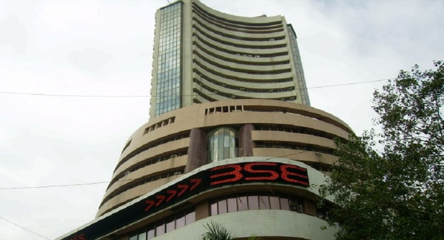 Equity indices open in the green, Sensex up by 371 points