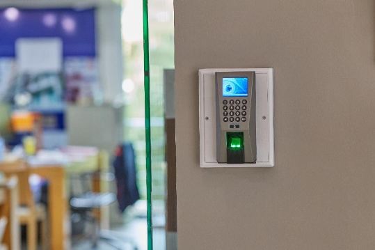 Check These 7 Things While Choosing an Attendance System