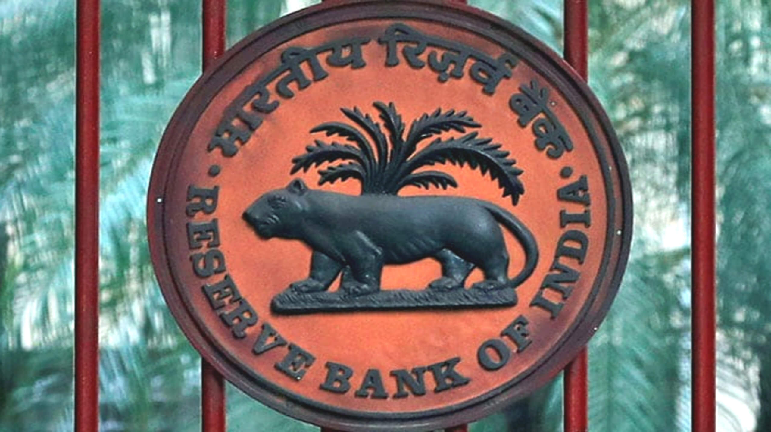 RBI keeps key interest rates on hold as Covid-19 cases rise