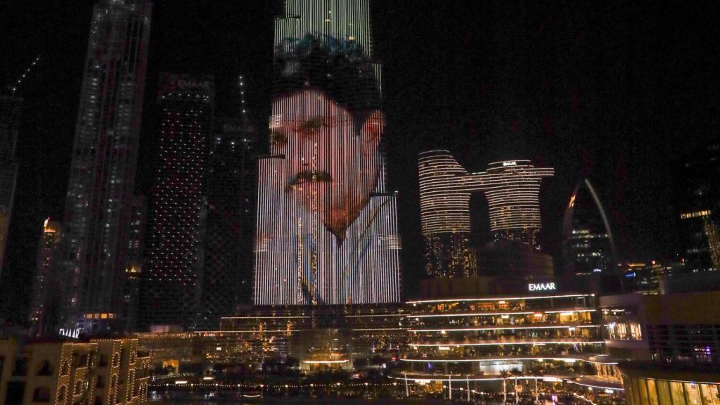 Ranveer Singh starrer '83' glimpse features on Burj Khalifas