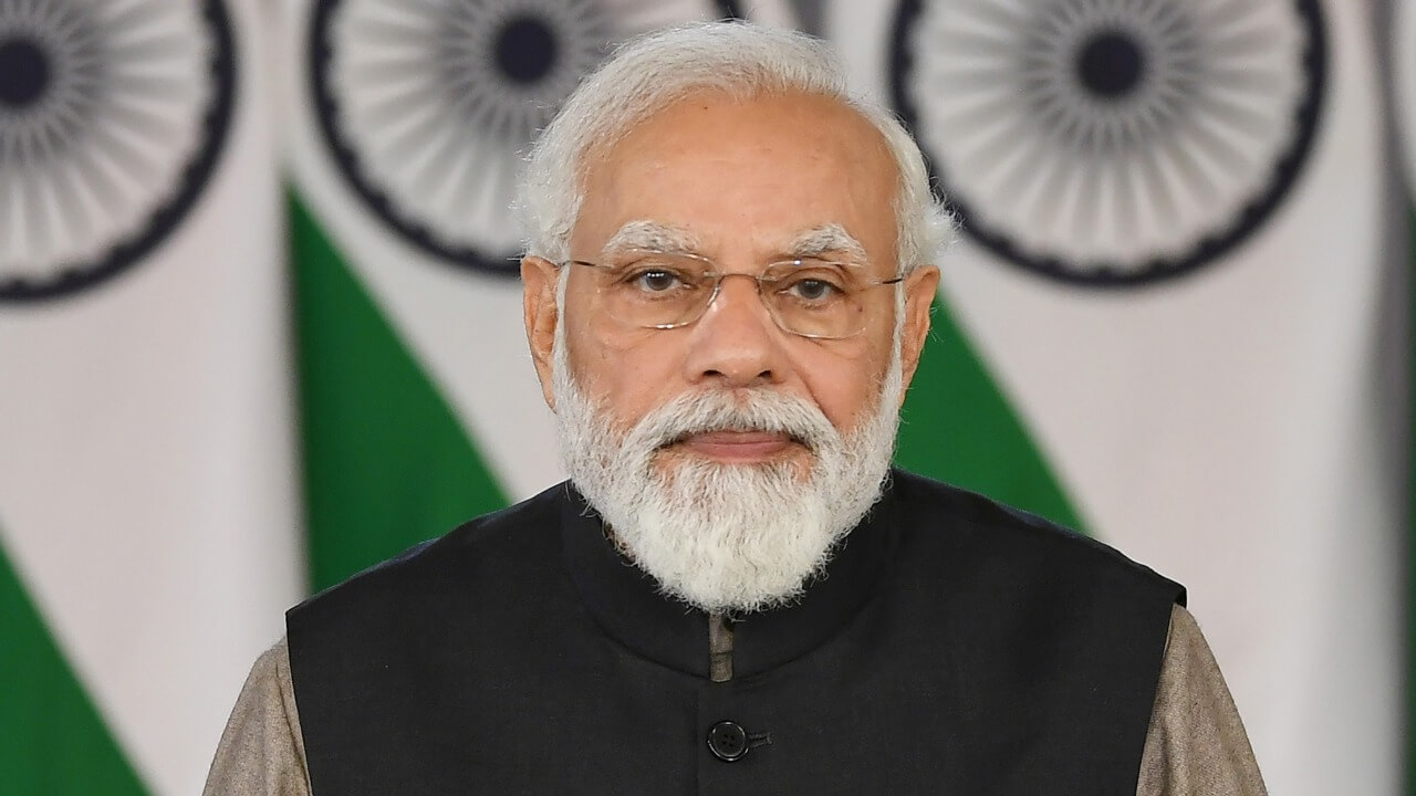 PM greets Indian diaspora on Pravasi Bharatiya Diwas
