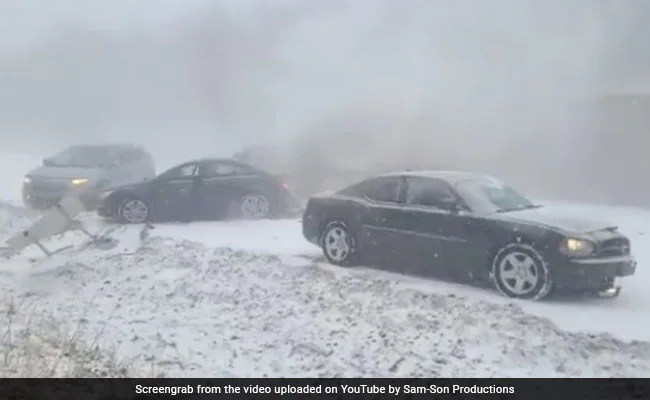 US At least 3 dead in massive pileup in Pennsylvania amid snow squall