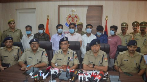 Seven held in Ayodhya for dropping objectionable items in Mosques