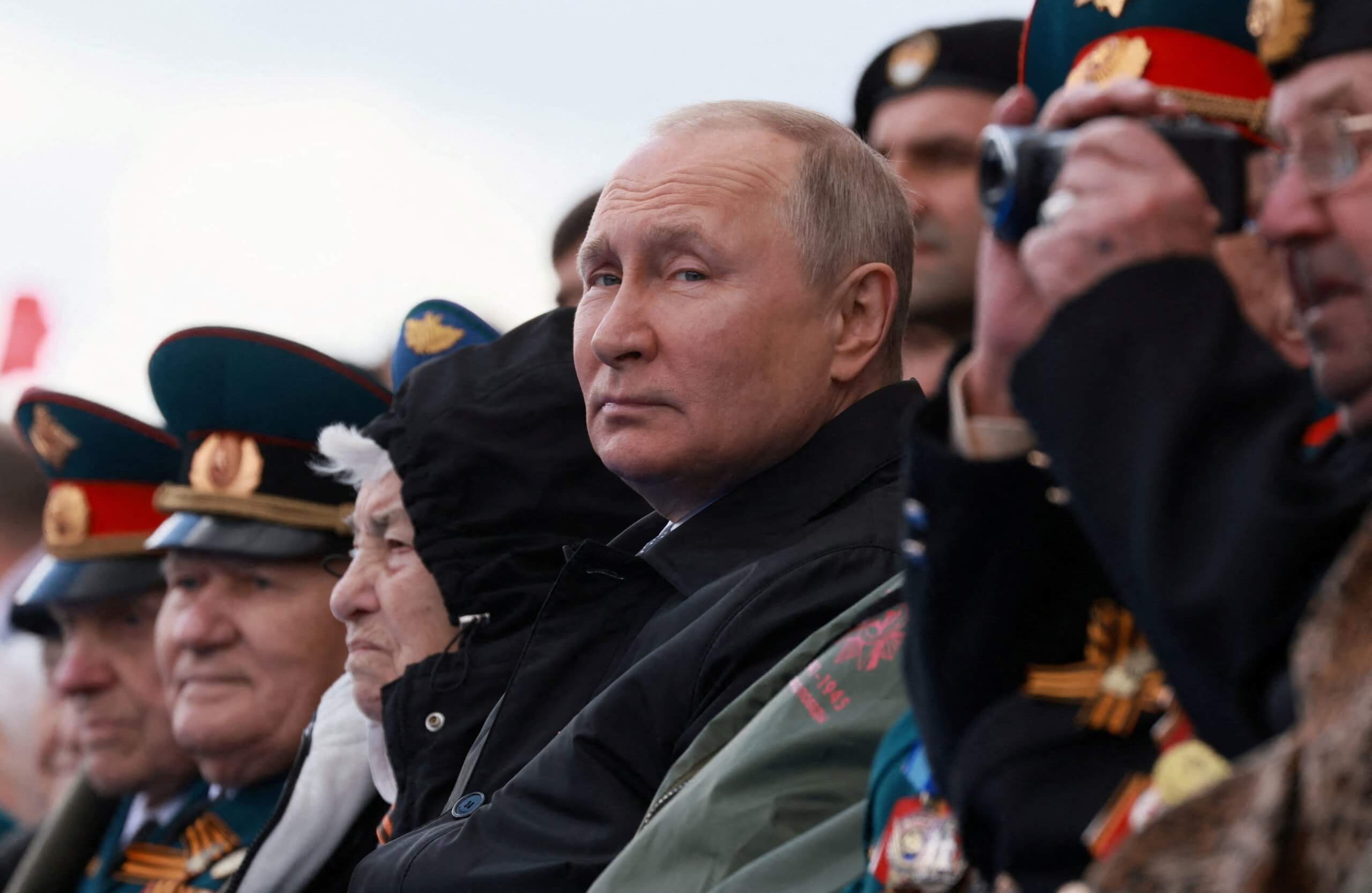 Putin preparing for a long war in Ukraine US intel