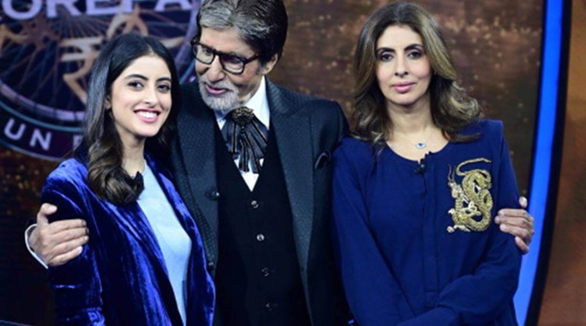 Amitabh Bachchan with daughter, granddaughter