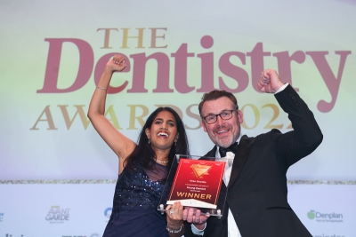 7 British Indians win 2022 Young Dentist Award in UK
