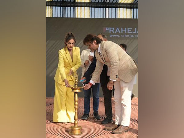 Malaika Arora graces the Inauguration Ceremony of Raheja Developer's 'World of Plots' Event