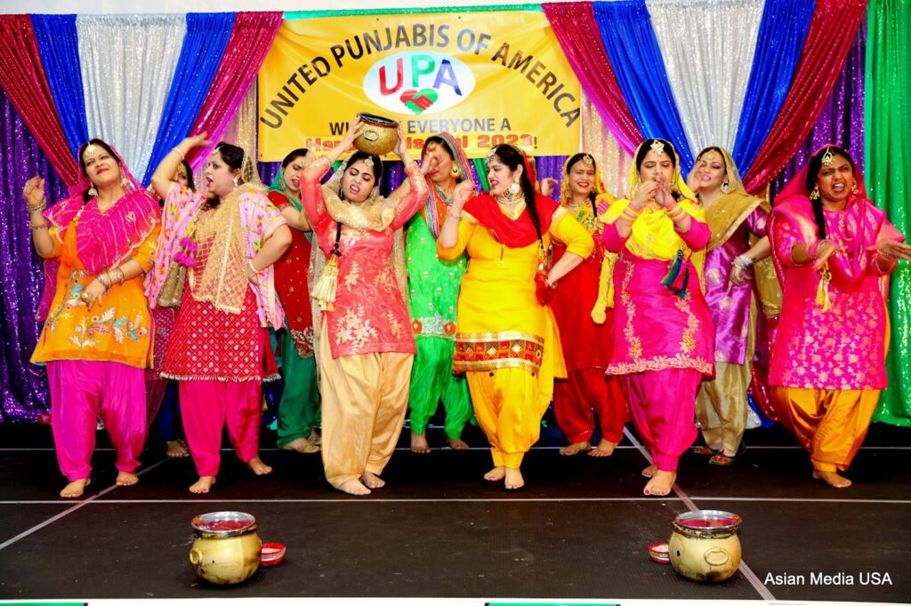 Punjabs Gidha Dancers