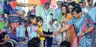 Manipur Governor Anusuiya Uikey visits relief camp in Imphal East