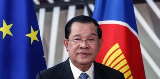 Prime Minister Hun Sen of Cambodia resigns, to be succeeded by his son