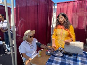  Dr. Sangeeta Khare examining a patient