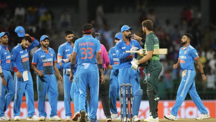 Kohli, Rahul's tons and Kuldeep's 5-wicket haul help India to win against Pakistan