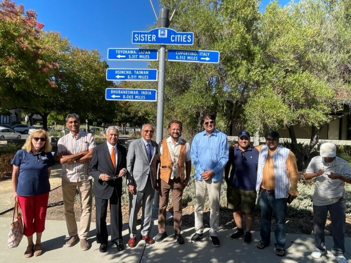 (left to right) Santa Clara Councilmember Kathy Watanabe (first on left), Krishna Srinivasa (third from left), Ramesh Kapoor, Dr. Romesh Japra, Mahesh Pakala, Sai Nagarajan and Satish Vale (second from right)