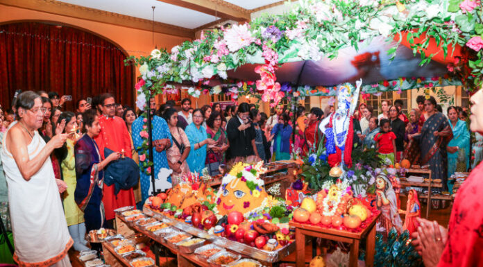 ISKCON Chicago celebrates Govardhana puja – Diwali ISKCON