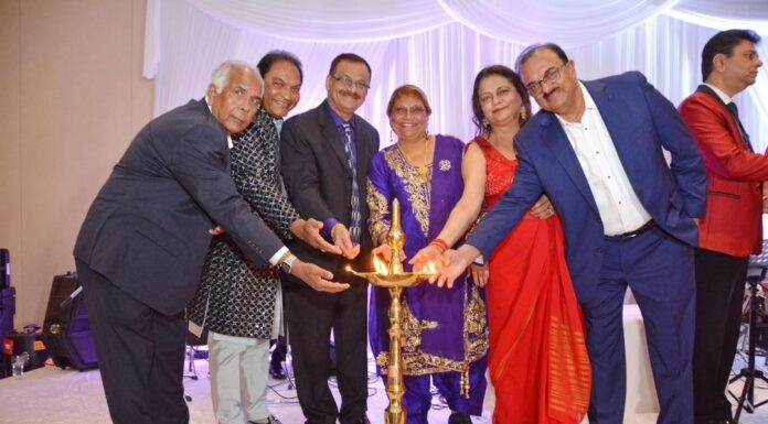 Full house Diwali Celebration at Pratibha – Potdar Party Potdar Diwali party