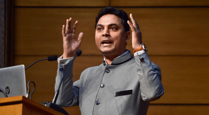 Global Growth Director