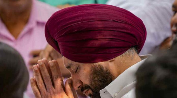 Double jolt for Delhi Congress, Two Ex-MLAs quit party after Arvinder Lovely’s resignation Delhi Congress