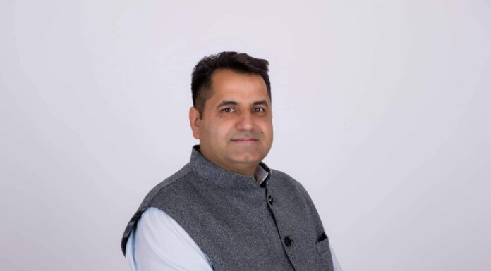 Community rallies behind astrologer Dr. Vaneet Sharma amid Digital Defamation Campaign Dr. Vaneet Sharma