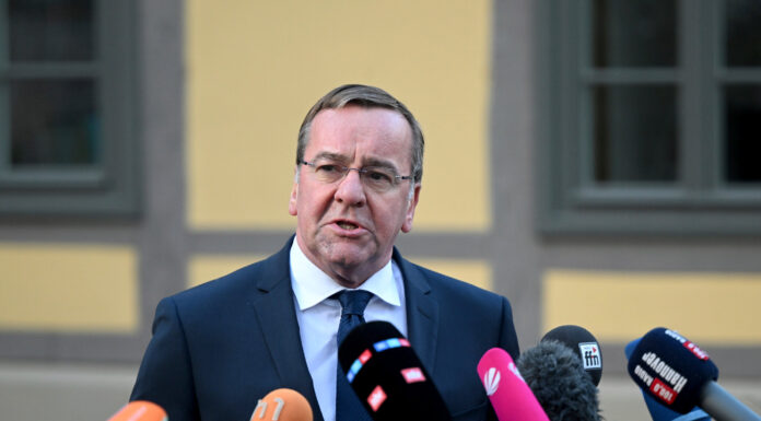 German Defence Minister to hold security policy talks in US, Canada German