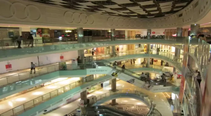 Ghost shopping malls