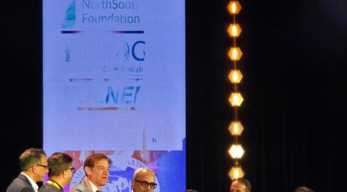 Dr. Mehmet Oz presents keynote address on “Living the Good Life” at AAPI’s World Health Congress in New York City AAPI with Dr OZ