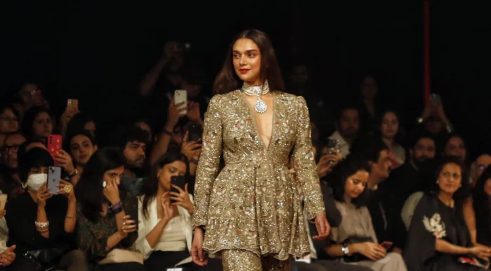ICW: Aditi Rao Hydari adds her charm to runway at Jayanti Reddy’s show Aditi Rao Hydari