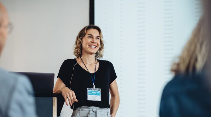 How To Master The Art Of Presentation & Public Speaking Public Speaking