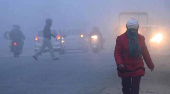 Delhi feels the winter chill as temperature dips to 5.6 degrees Celsius Delhi