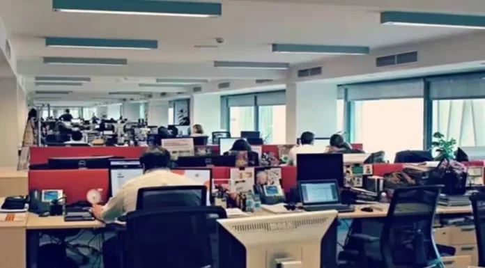 India’s services sector employment grew at fastest pace since 2005 India's services sector