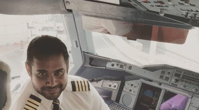 Hyderabad Airshow March 2014: A Historic Moment as Capt. Atul Gupta Lands India’s First Airbus A380 Capt. Atul Gupta