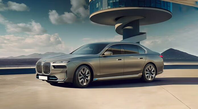 BMW i7