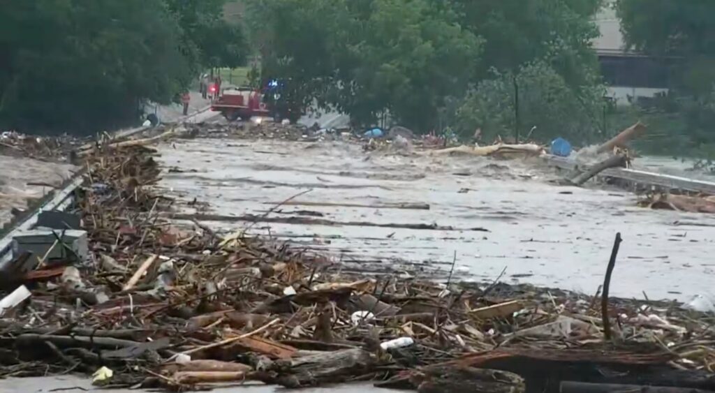 US: Over 100 Dead In Texas Floods As Rescue Ops Continue Amid Improving ...