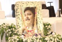 Shatrughan Sinha, Poonam Dhillon, Raza Murad, others attend prayer meet of Satish Shah Satish Shah