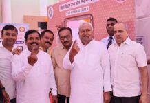 Bihar CM Nitish Kumar shows inked finger after casting his vote in Patna Nitish Kumar