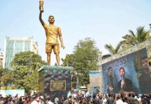 Lionel Messi virtually unveils his 70-foot statue at Lake Town in Kolkata Lionel Messi