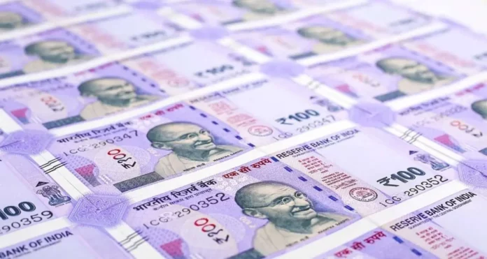 Rupee stabilises Rupee