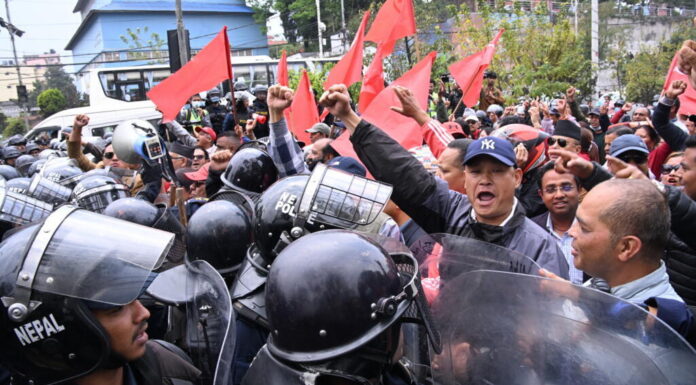 Nepal: Ex PM’s supporters continue to hit streets against arrest, but participation diminishing Nepal