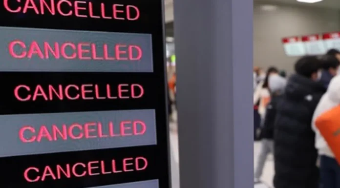 TSA chaos hits US airports amid shutdowns Shutdown