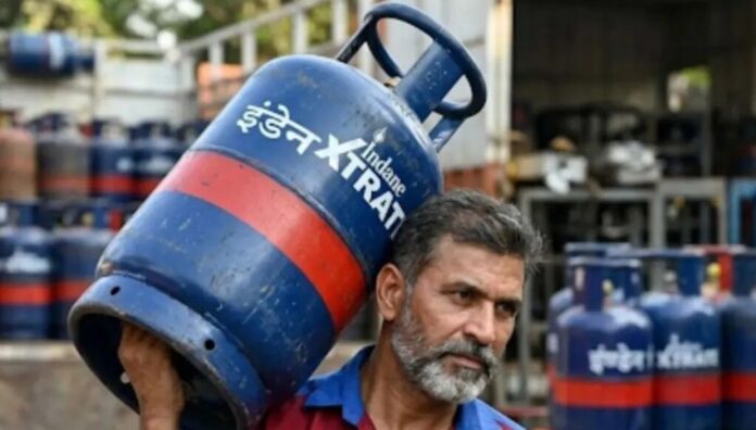 Congress slams commercial LPG price hike Congress