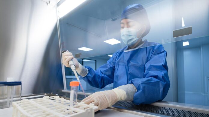 Russian scientists develop vaccine against new Ebola strain Ebola