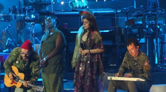 Gorillaz pay tribute to Asha Bhosle at Tottenham Stadium show ahead of India debut Asha Bhosle