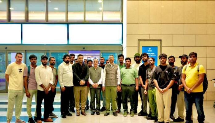 Indian envoy to Oman meets 20 rescued MT Jalveer crew Oman
