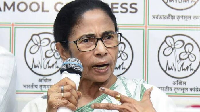 Mamata Banerjee calls for Opposition unity against BJP Mamata Banerjee