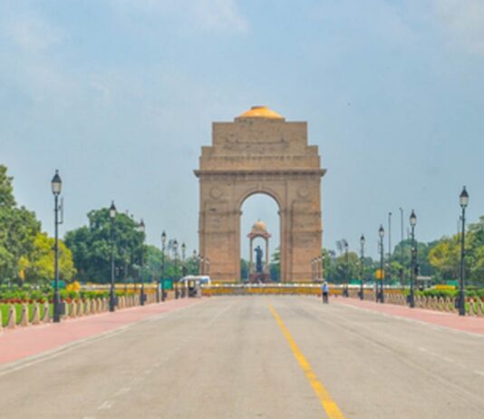 Delhi-NCR likely to remain dry; capital’s AQI hits 62-day high Delhi
