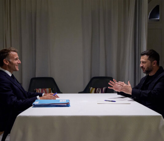 “Will stand by Ukraine to face the winter”: French Prez Macron assures support to Zelenskyy amid conflict with Russia Macron