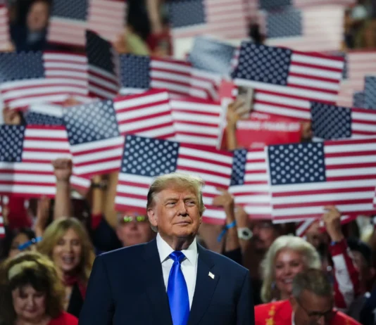 Trump unveils sweeping midterm agenda Trump