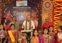 Indian diaspora organises Dandiya and Garba night in Dhaka Bangladesh