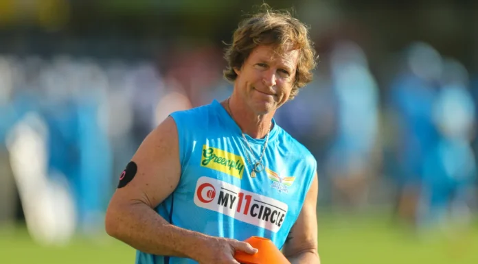 ‘I’m half Indian, half South African’: Jonty Rhodes says he ‘loves’ coming to India Jonty Rhodes