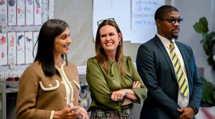 Usha Vance takes child literacy push to Arkansas classrooms with Governor Sanders Usha Vance